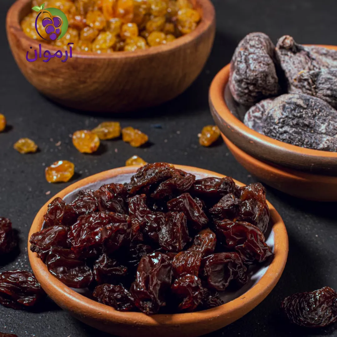 چرا خرید عمده کشمش سبز قلمی برای آجیل‌ فروشان و صادر کنندگان اهمیت دارد؟