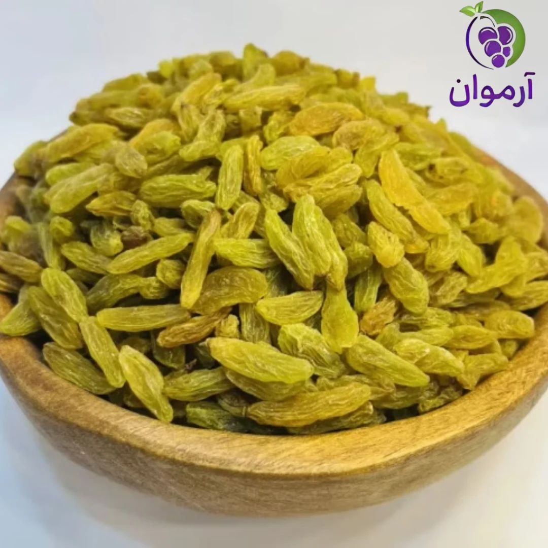 بررسی قیمت کشمش سبز کاشمر و تاکستان در بازار عمده